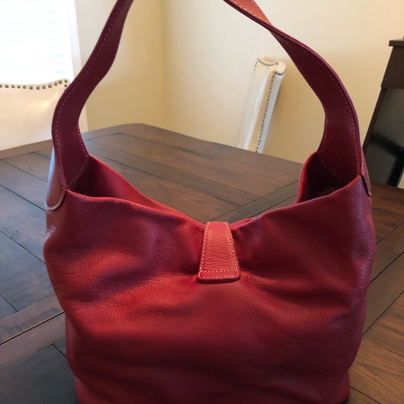 Dooney & Bourke red leather handbag - Picture 2 of 2